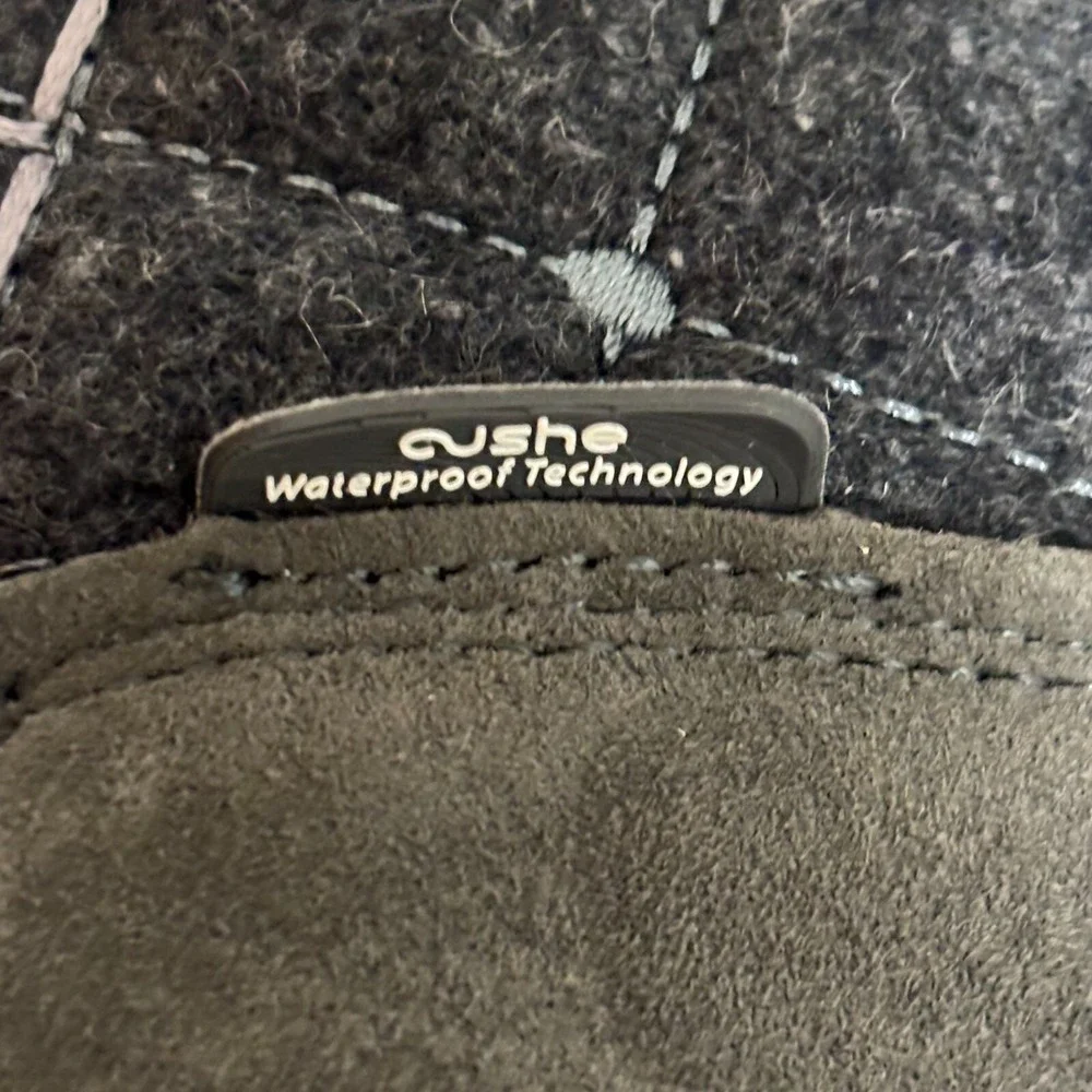 Cushe Boots 6 Gray Suede Tall Quilted Waterproof Winter Snow Comfort Outdoors‎